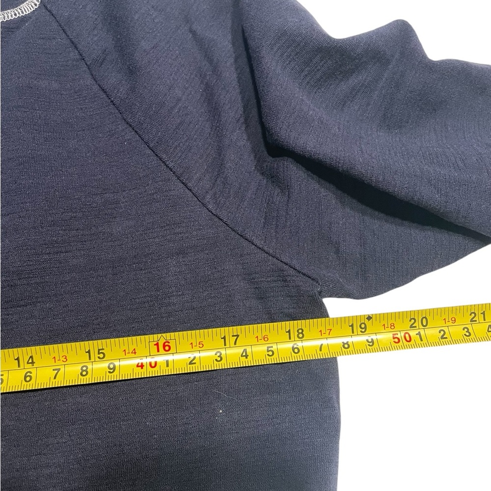 Talbots Navy‎ Stretch Long Sleeve SPF 50 Top (Medium Petite) - Picture 4 of 6